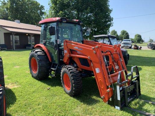 Kioti Tractors - 73hp with Cab