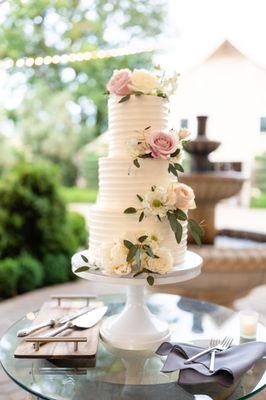 Our wedding cake looked exactly as envisioned and tasted so good.