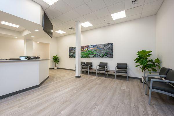 Friendly Smiles Dental San Luis Obispo dentist patient waiting area.