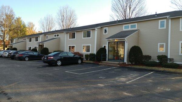 Edgewater Gardens Condominiums: Holyoke MA