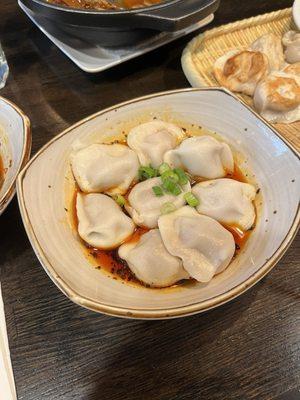 Chili oil dumplings