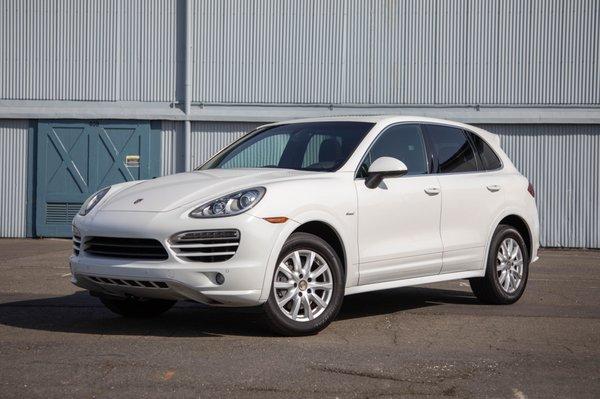 2013 Porsche Cayenne Diesel - $25,958