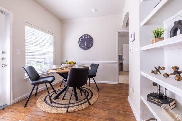 2BR,2BA - 1,016SF - Dining Area