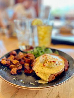 Eggs Benedict