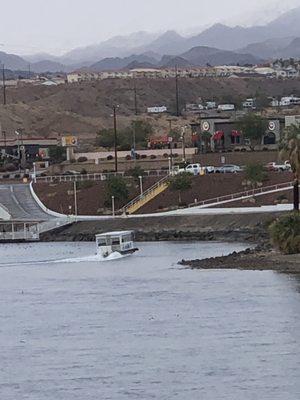 Bullhead city location right across bridge