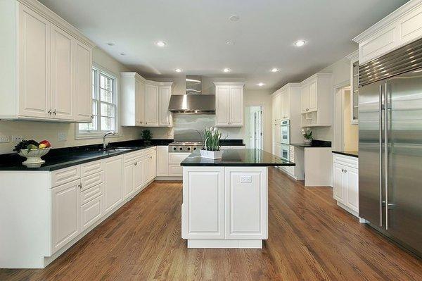 Kitchen Cabinets in Huntington Beach Ca by Pacific Kitchen, Bath, and Flooring