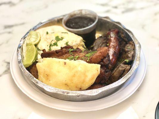 Bandeja típica Colombiana