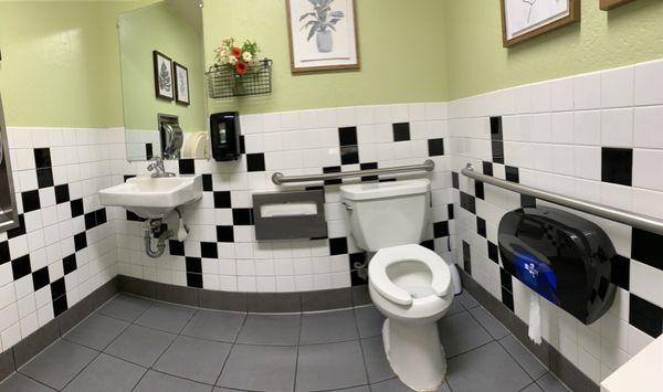 Clean Restroom at 4:45pm. Kinda makes you wish, I had to go more than just #1.