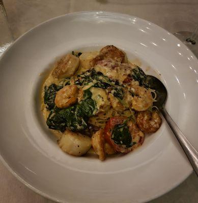 Pan Seared Shrimp and Scallops in Vermouth Cream over Pasta