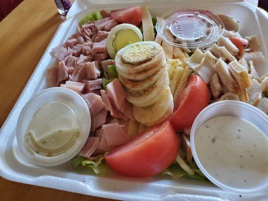 Another chef salad shot. No black abominations.