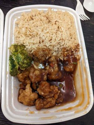 General Tsao Chicken with rice (we ordered fried rice)