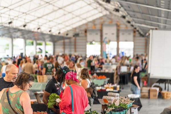 The market was filled on Saturday morning.