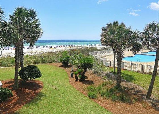 Great Ground Unit. Roomy with great decor. Sleeps 8. Come and enjoy! Fort Walton Beach FL #234271