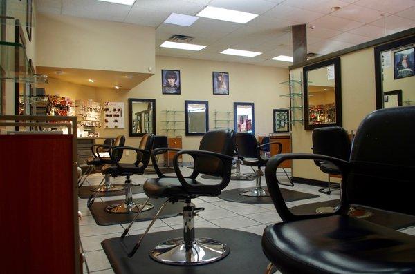 Mark Pardo SalonSpa