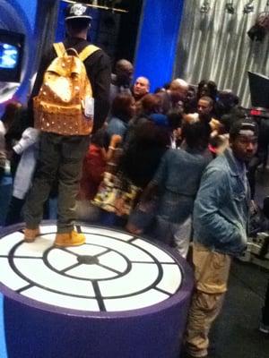 taping of 106&park...hahahahahaha nice backpack bro.