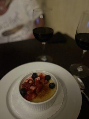 Crème brûlée & house Cabernet