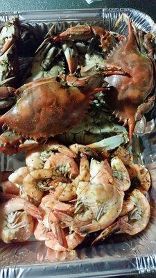 Crabs and Mix saute shrimp