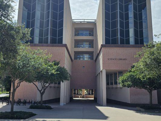 UCI Science Library