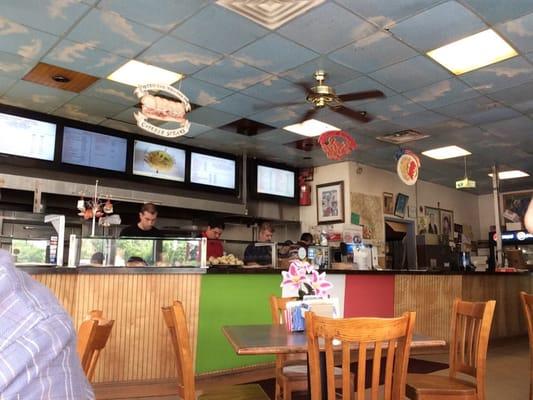 Inside counter at lunch.. Busy bee's