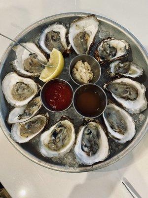 A dozen of the Stella Mar oysters