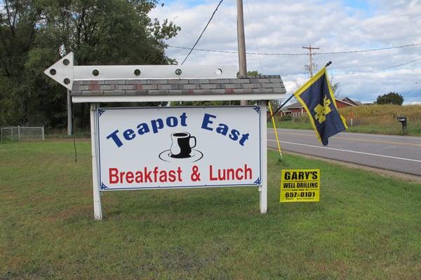 Tea Pot East sign.