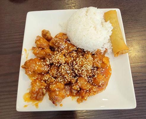 Sesame chicken, steamed rice and spring roll