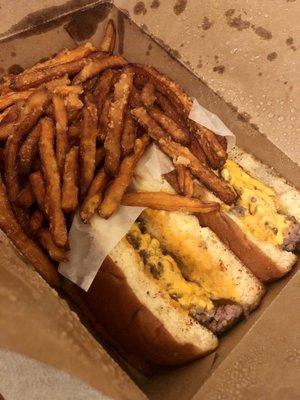 Burger with sweet fries