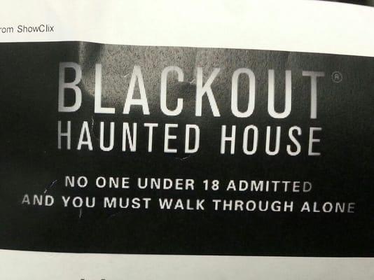 About to enter the scariest haunted house in Southern California. #Scared #Blackout #BlackoutHauntedHouse