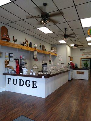 Counter full of fudge flavors.