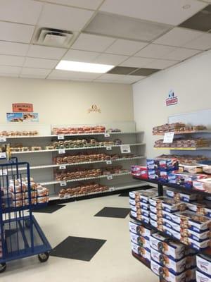 Milford Bakery Outlet -- Milford Plaza : 91 Medway Road / Route 109, Milford           Interior