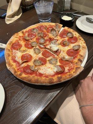 Pepperoni sausage pizza