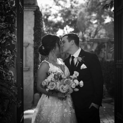 Couple marrying at Tlaquepaque in Sedona, AZ