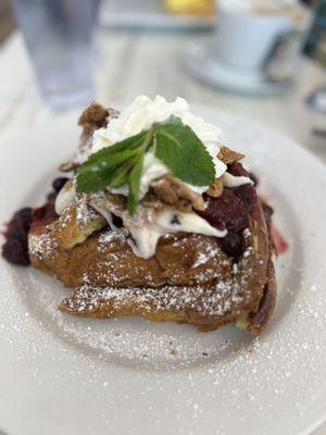 Cannoli French Toasts