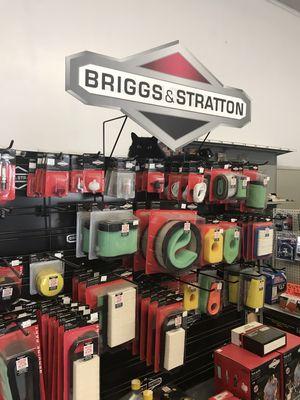 Full line of Briggs & Stratton