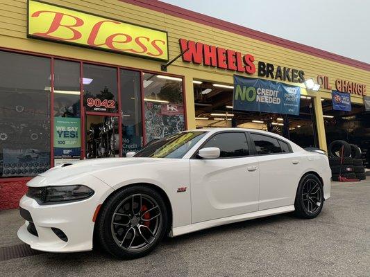 20" Hyper black Hellcat replica red eye