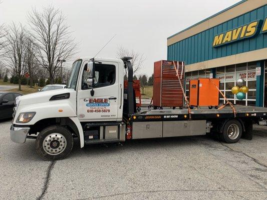 Moving a few small tool boxes to Chester Springs.