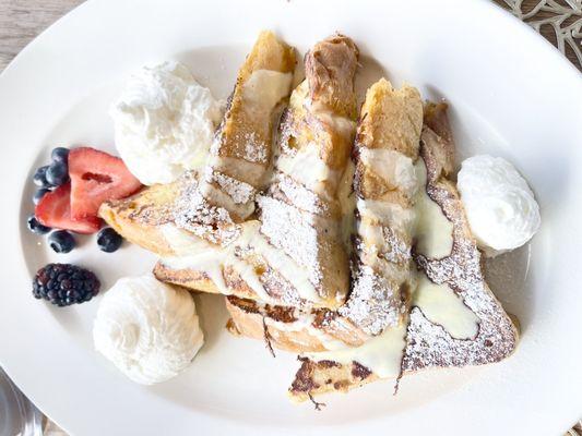 Cinnamon Crumble French Toast