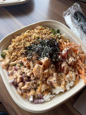 regular bowl with half brown half white rice, marinated salmon & tuna.