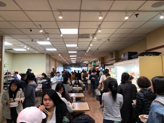 Line for the weekday lunch crowd