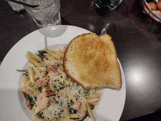 Shrimp/scallop Florentine, chicken strip basket