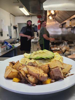 Veggie omlette with fresh avocado and country potatoes