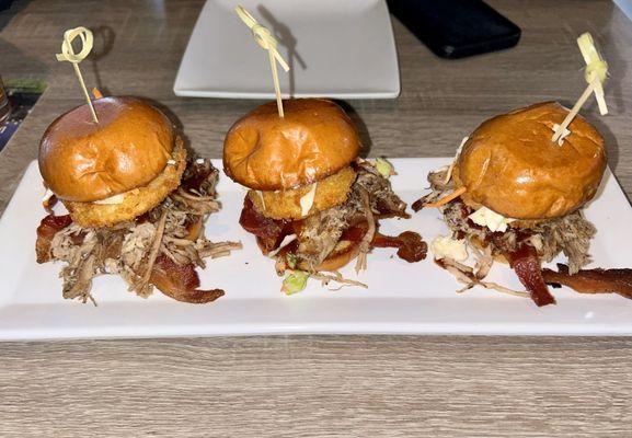 BBQ PORK SLIDERS