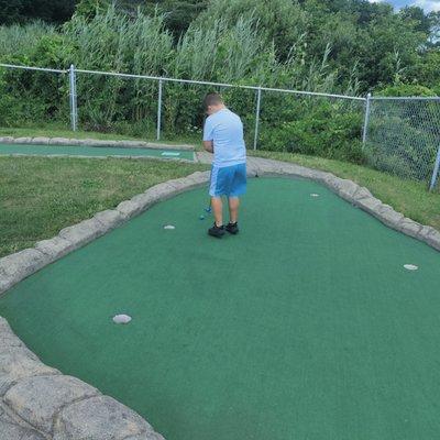 Mini Golf 10am-9pm