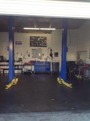 Service Bay