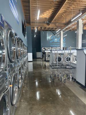 Brand New Laundromat with extra large machines, clean facility, open 24 hours and attendant always onsite