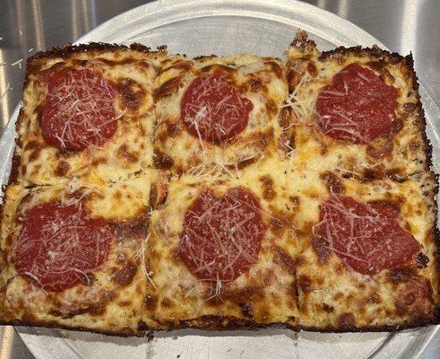 Detroit Style Cheese Pizza