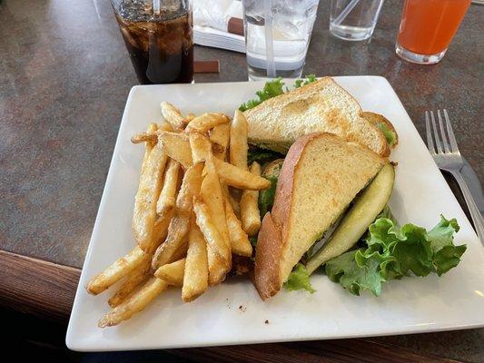 BLT with avocado and fries