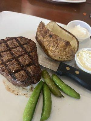 6oz tenderloin cooked to a perfect medium