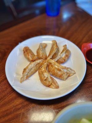 Gyoza ($10.50)