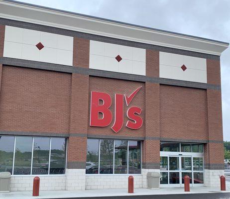 The BJ's off Hudson in New Albany